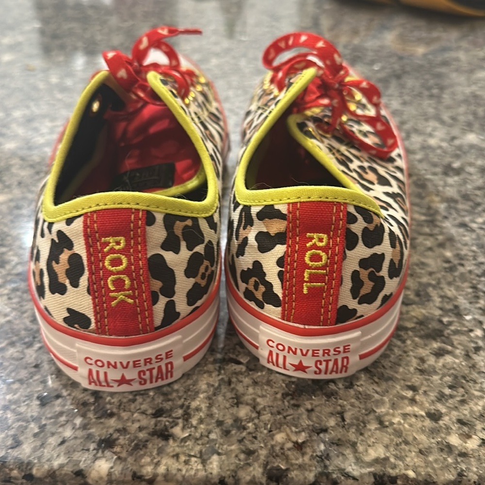 Custom Chucks - image 2